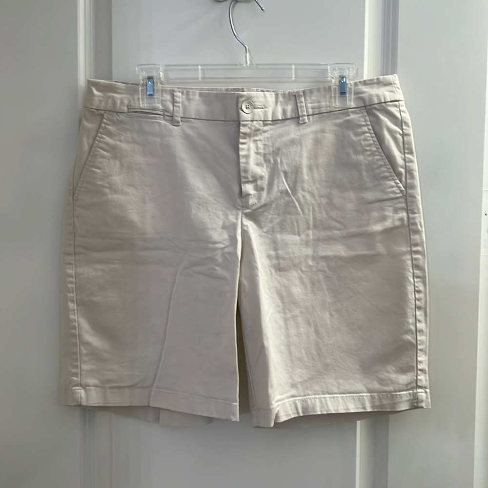 Gap shorts